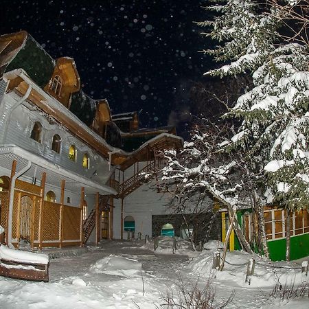 Hotel Gostinitsa Russkiy Sever Salechard Exteriér fotografie